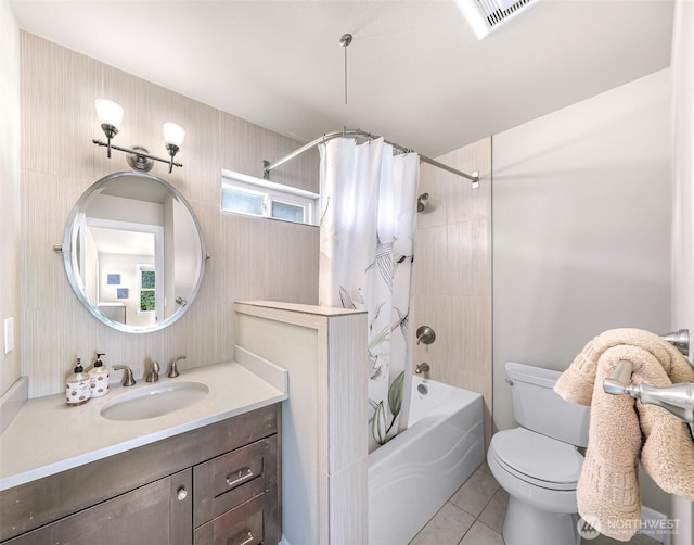 1301 Broad St, Bellingham, WA 98229 - full bath featuring shower / bathtub combination with curtain, vanity, and tile patterned floors