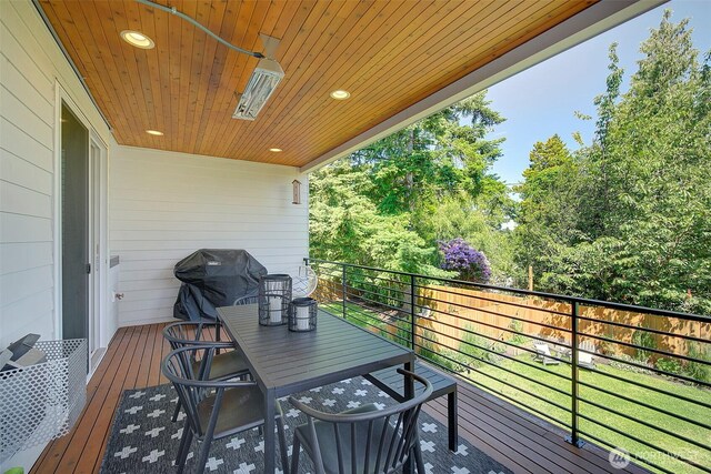 9208 11th Ave NW, Seattle, WA 98117 - deck with grilling area