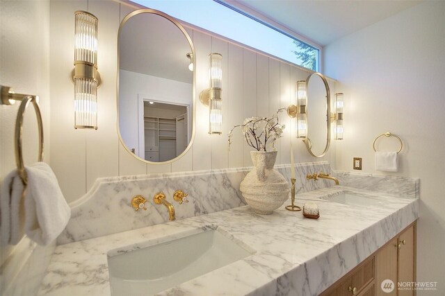9208 11th Ave NW, Seattle, WA 98117 - full bathroom with double vanity