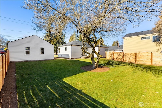 12852 Occidental Ave S, Seattle, WA 98168 - fenced backyard with an outdoor structure