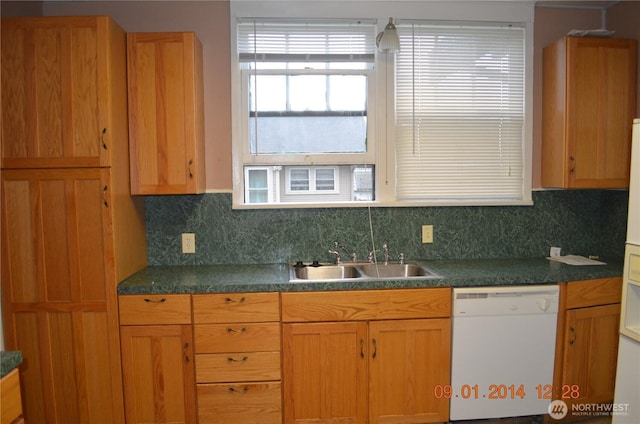 306 2nd St NE, Auburn, WA 98002 - kitchen featuring dishwasher, decorative backsplash, and dark countertops