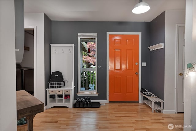 5850 Rest Pl NE, Bremerton, WA 98311 - entryway featuring wood finished floors and baseboards