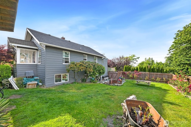 1501 Lakeway Dr, Bellingham, WA 98225 - view of yard