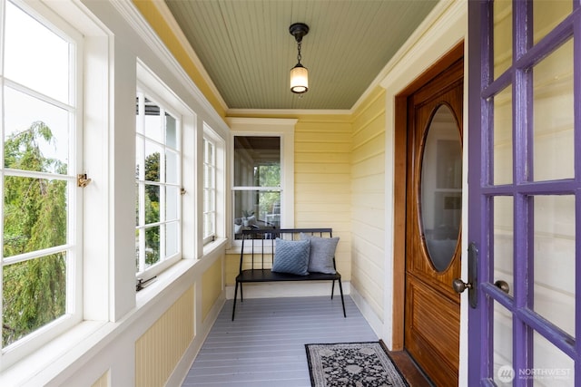 832 Willow St, Port Townsend, WA 98368 - property entrance with a porch