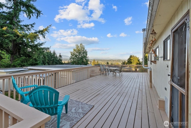 2319 Gale Pl, Everett, WA 98203 - wooden terrace with outdoor dining area