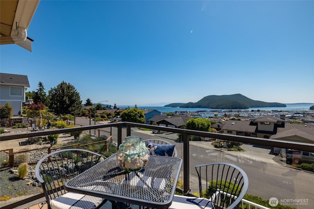 1807 Bradley Dr, Anacortes, WA 98221 - balcony with a water and mountain view