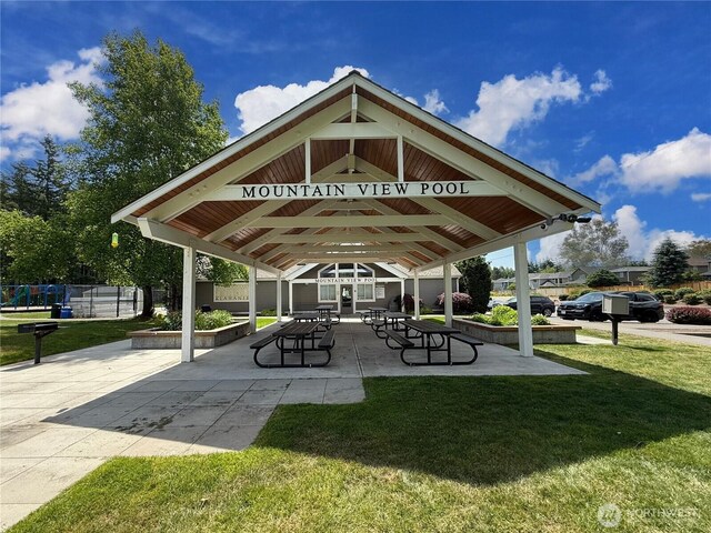 4196 248th Ct SE Unit 62, Sammamish, WA 98029 - view of home's community with a gazebo
