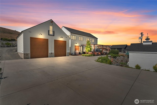 485 Hidden Ln, Chelan, WA 98816 - view of front of property featuring concrete driveway and an attached garage
