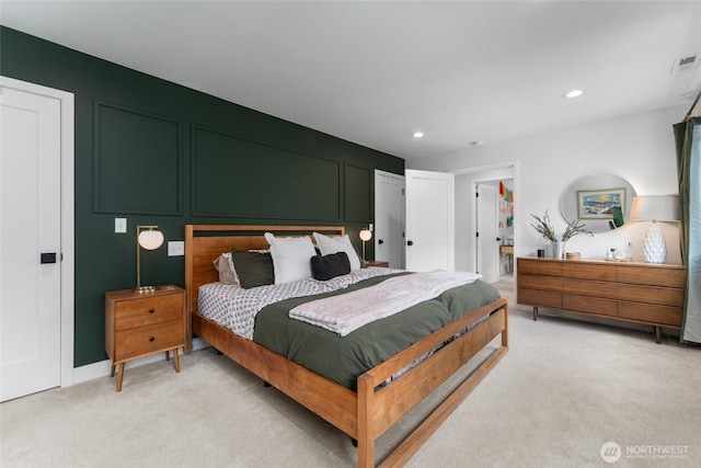 485 Hidden Ln, Chelan, WA 98816 - bedroom featuring light colored carpet and recessed lighting