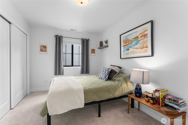 485 Hidden Ln, Chelan, WA 98816 - bedroom with light carpet and a closet
