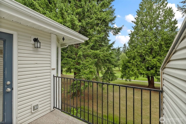 4714 Fairwood Blvd NE Unit 1704, Tacoma, WA 98422 - view of balcony