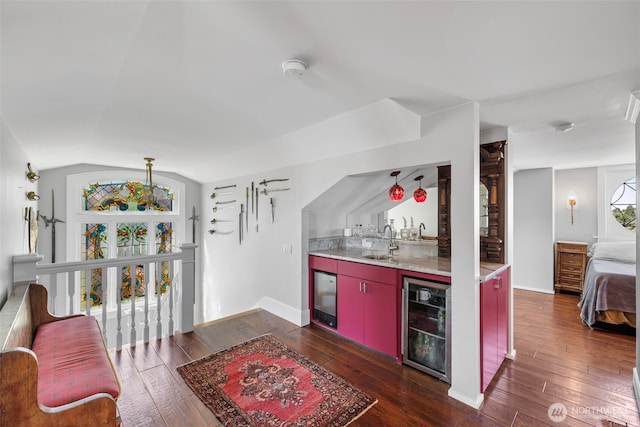 4410 N 45th St, Tacoma, WA 98407 - indoor wet bar featuring wine cooler, vaulted ceiling, and dark wood-style flooring
