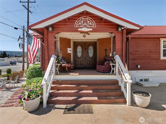 319 N Sanders St, Chelan, WA 98816 - photo 2