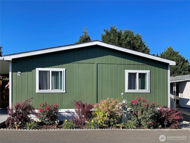 15410 SE 272nd St Unit 71, Kent, WA 98030 - view of side of home