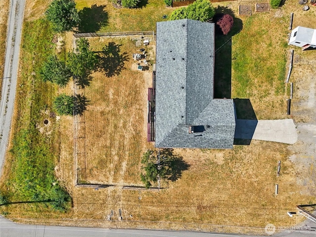 411 15th Ave, Milton, WA 98354 - drone / aerial view