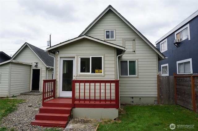 608 S 6th Ave, Kelso, WA 98626 - back of property