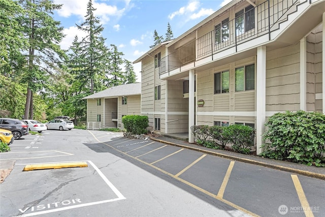 3104 Bill Mcdonald Pkwy Unit D104, Bellingham, WA 98225 - view of property featuring uncovered parking