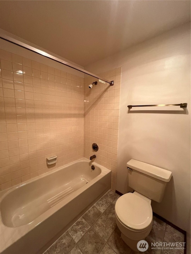 7908 53rd St W, University Place, WA 98467 - full bathroom with washtub / shower combination and toilet