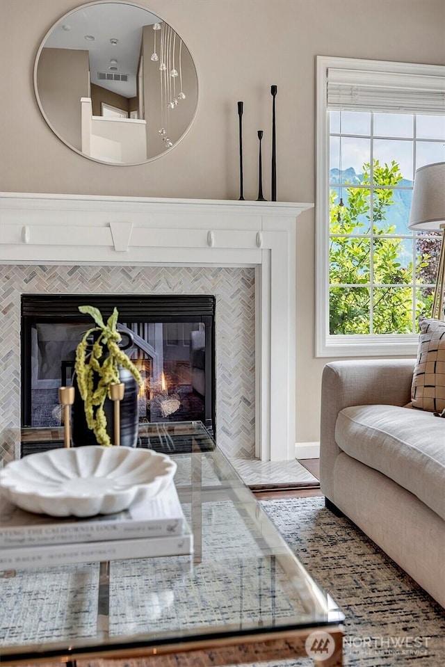 1125 Hemlock Ave SW, North Bend, WA 98045 - detailed view of a glass covered fireplace
