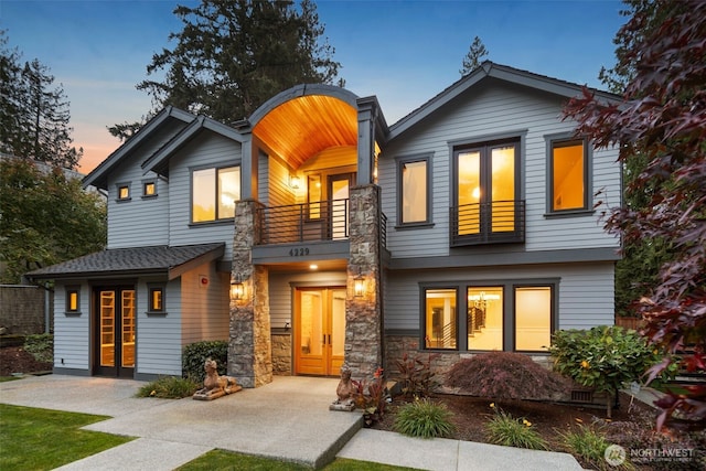 4229 95th Ave NE, Yarrow Point, WA 98004 - modern home with a balcony