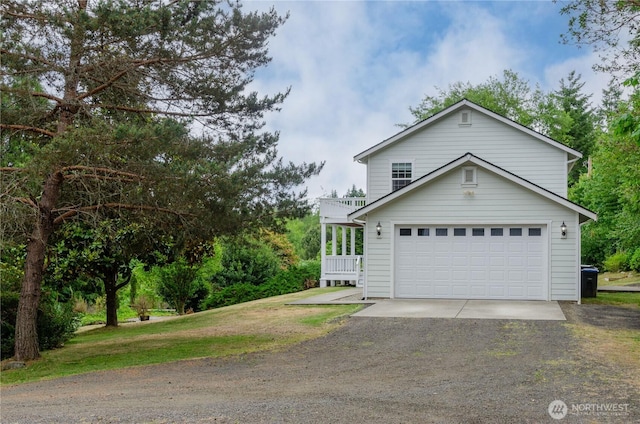 237 SW Oak Rd, Port Orchard, WA 98367 - traditional home featuring a garage, driveway, and a front yard