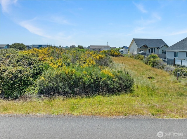417 N Portal Loop SW, Ocean Shores, WA 98569