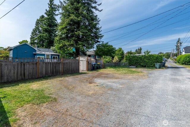 2226 King St, Bellingham, WA 98225 - view of yard