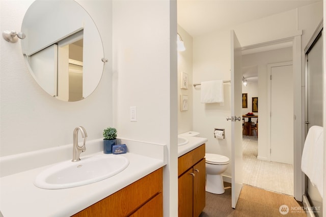1717 16th Ave Unit 10, Seattle, WA 98122 - full bath with two vanities and toilet