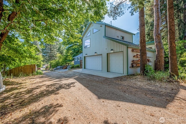 231 Benton, Leavenworth, WA 98826 - view of side of home featuring dirt driveway