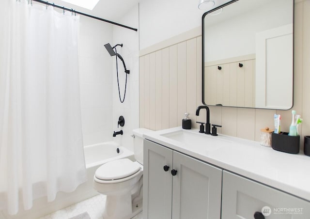 903 198th Ave E, Lake Tapps, WA 98391 - full bath featuring vanity and shower / bath combination with curtain