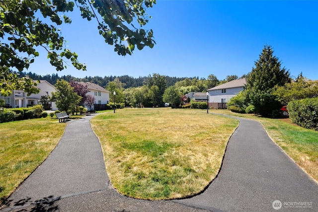 21609 46th Pl S Unit 95, Kent, WA 98032 - view of grassy yard featuring a residential view