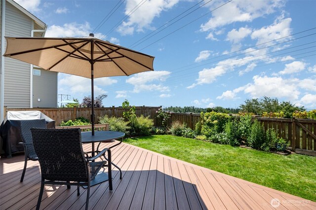 1228 81st Dr SE, Lake Stevens, WA 98258 - wooden deck featuring a fenced backyard