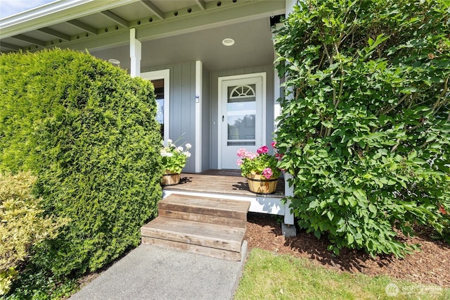 1875 Florence St, Enumclaw, WA 98022 - entrance to property with covered porch