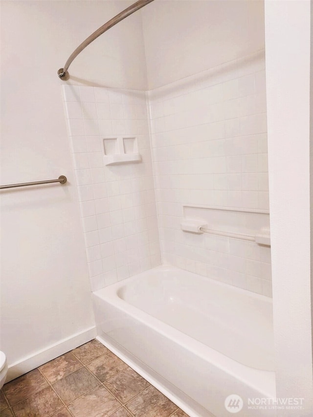 25025 SE Klahanie Blvd Unit D202, Sammamish, WA 98029 - full bath featuring baseboards and shower / bathtub combination