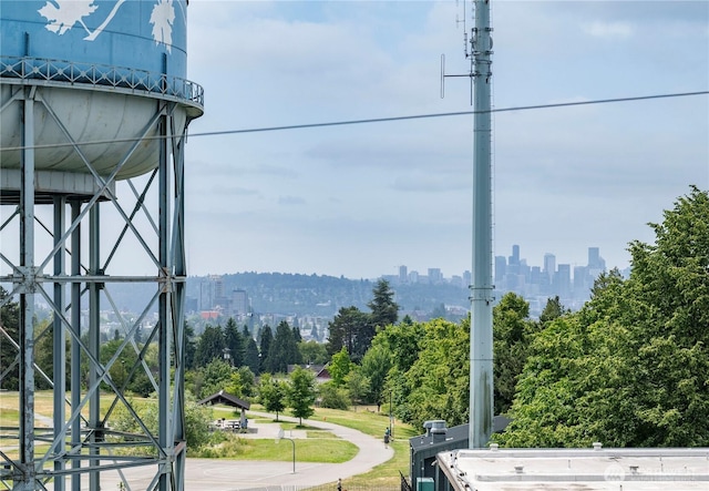 1000 NE 88th St Unit 303, Seattle, WA 98115 - exterior space featuring city skyline