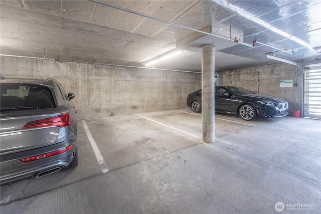 1000 NE 88th St Unit 303, Seattle, WA 98115 - view of parking garage