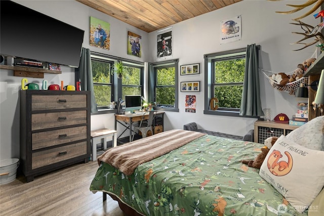 1712 Nelson Siding Rd, Cle Elum, WA 98922 - bedroom with wooden ceiling and wood finished floors