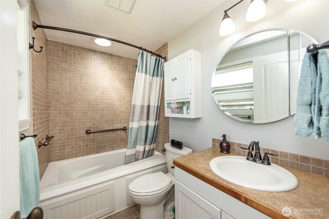 516 E Willow St, Sequim, WA 98382 - bathroom with shower / tub combo with curtain, vanity, and tile patterned floors
