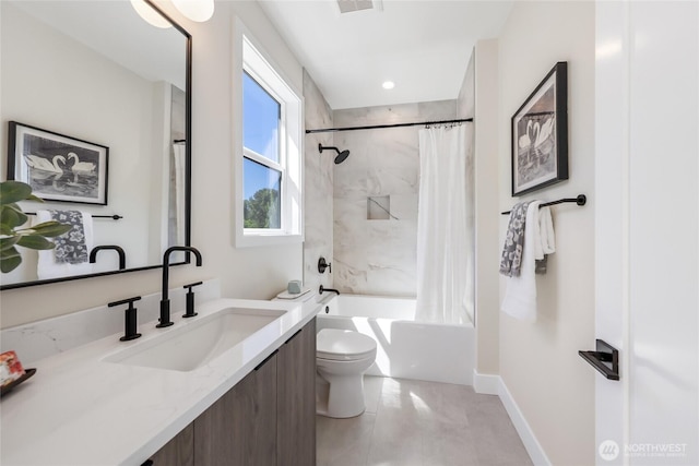 10204NE 43rd St, Kirkland, WA 98033 - full bath with vanity, shower / bath combo, and tile patterned flooring