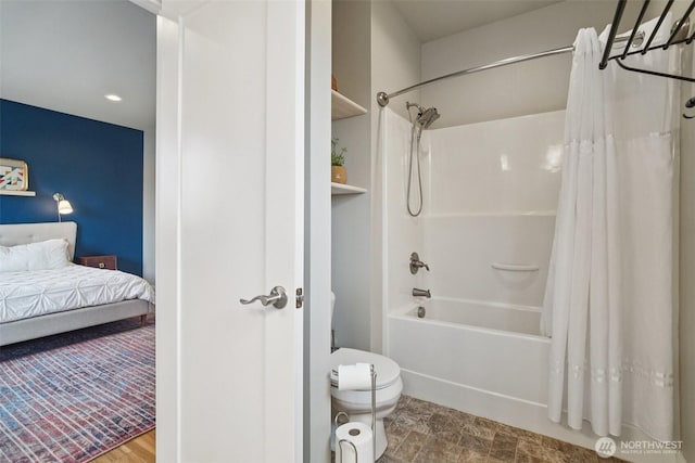 204 Regent Ct, Nooksack, WA 98276 - ensuite bathroom with shower / tub combo and toilet