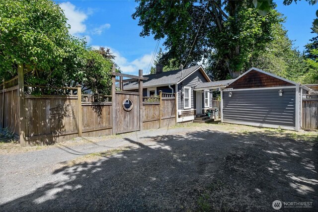 12026 Sand Pt NE, Seattle, WA 98125 - photo 4