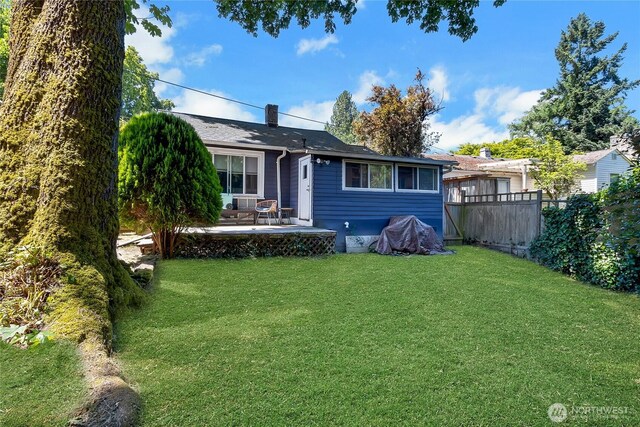 12026 Sand Pt NE, Seattle, WA 98125 - photo 17