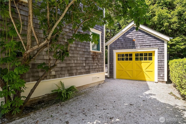 173 Meriweather St, Pacific Beach, WA 98571 - detached garage featuring driveway