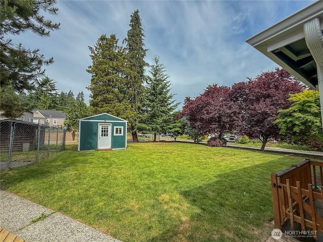 5302 Rockefeller Ave, Everett, WA 98203 - view of yard featuring a storage shed