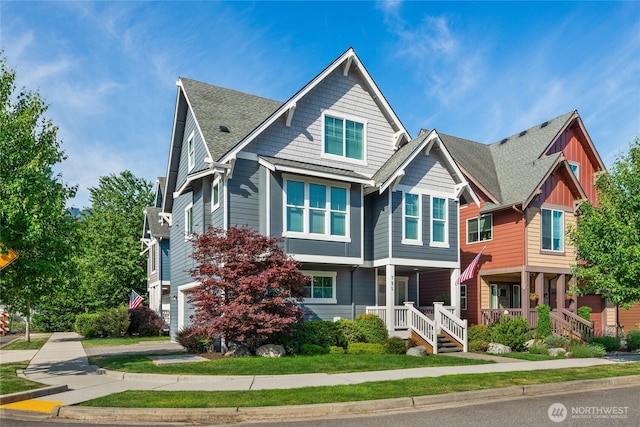 795 NE 2nd St, North Bend, WA 98045 - view of front facade featuring covered porch and roof with shingles