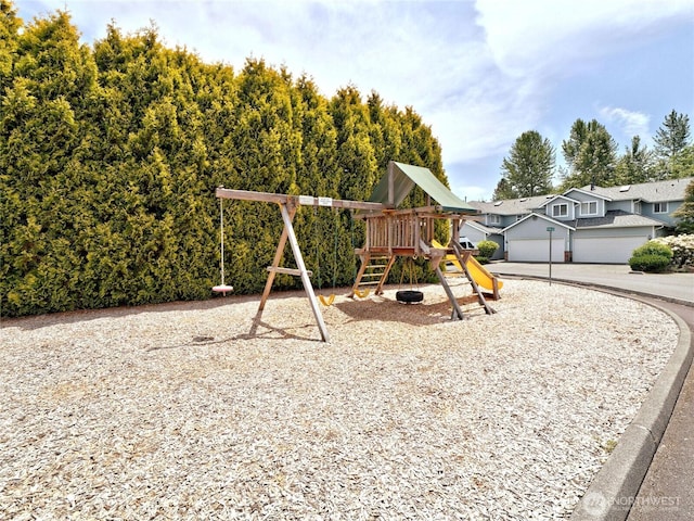 10105 6th Dr SE Unit B, Everett, WA 98208 - view of community playground