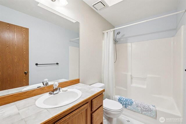 21850 SE 271st Pl, Maple Valley, WA 98038 - full bath featuring vanity and shower / tub combo