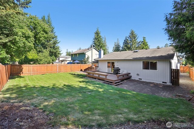 21850 SE 271st Pl, Maple Valley, WA 98038 - fenced backyard featuring a wooden deck