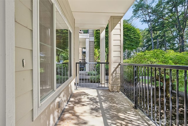2147 Hammond Ave Unit B10, Dupont, WA 98327 - view of balcony