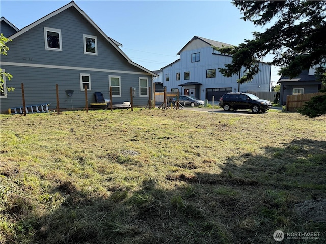 607 E Illinois St, Bellingham, WA 98225
